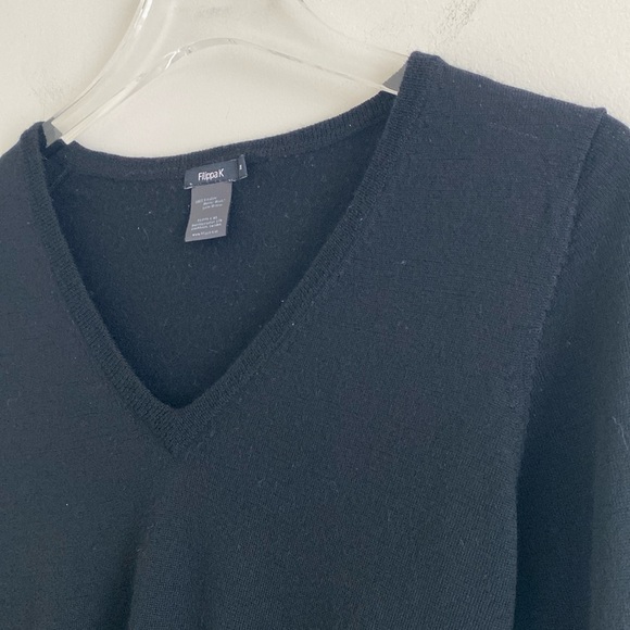 Filippa K Merino Wool V-Neck Sweater - Picture 10 of 15